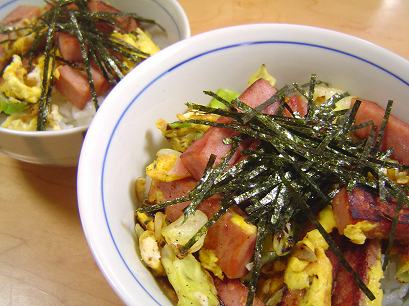 カリカリポーク卵丼